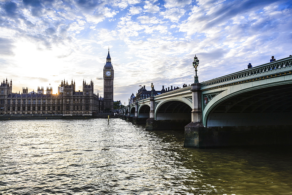 Sun setting over Houses of Parliament, London, United Kingdom