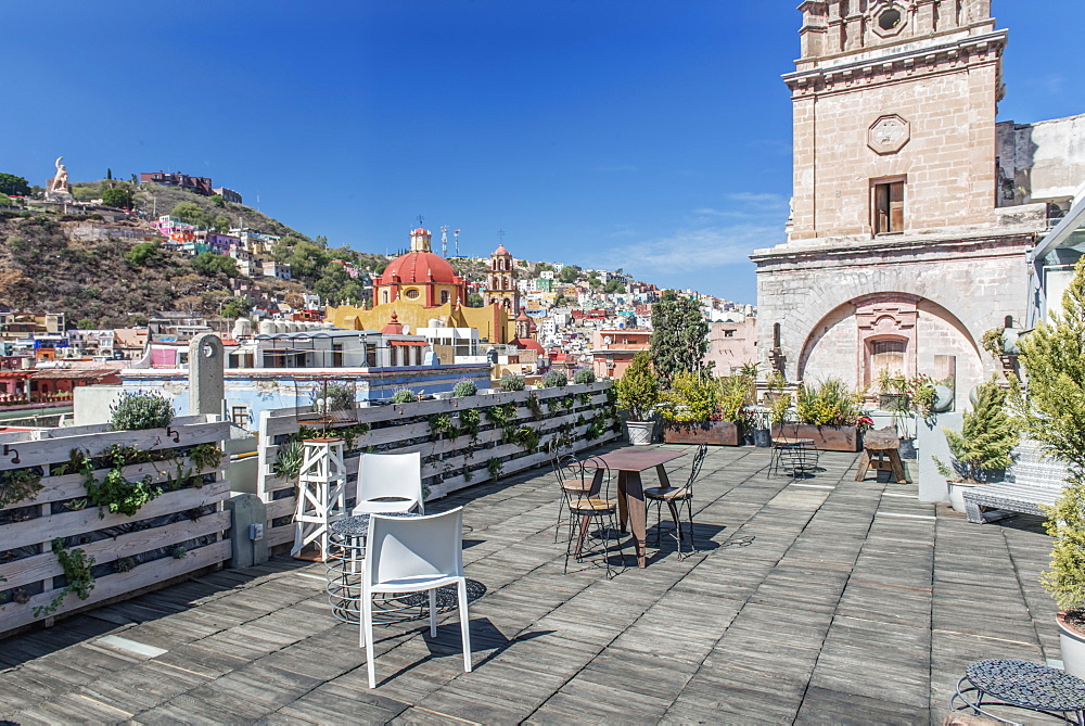 Rooftop cafe with cityscape view, Guanajuato, Guanajuato, Mexico