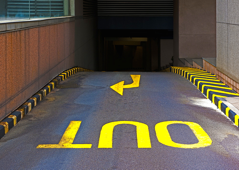 Out ramp in parking garage