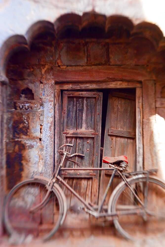 Bicycle in doorway, Jodhpur, Rajasthan, India