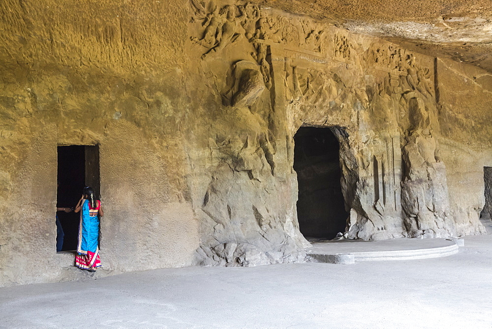 Elephanta Island cave temples, UNESCO World Heritage Site, Mumbai, Maharashtra, India, Asia