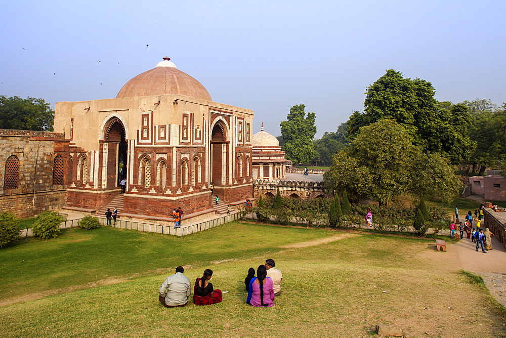 Qutub Minar, UNESCO World Heritage Site, Delhi, India, Asia