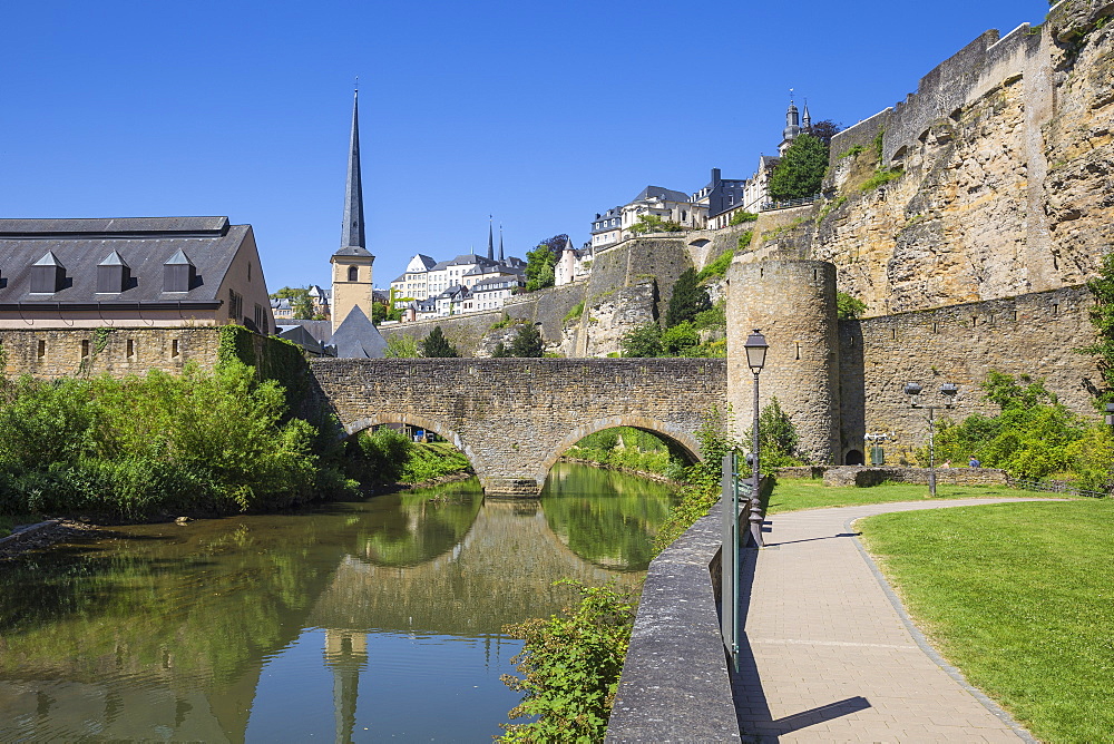 Stierchen stone footbridge and Brock Promontory, Luxembourg City, Luxembourg, Europe