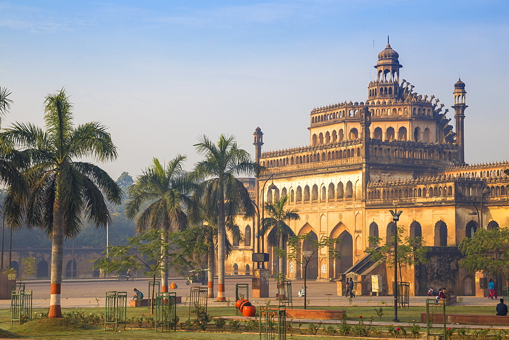 Rumi Darwaza, Lucknow, Uttar Pradesh, India, Asia