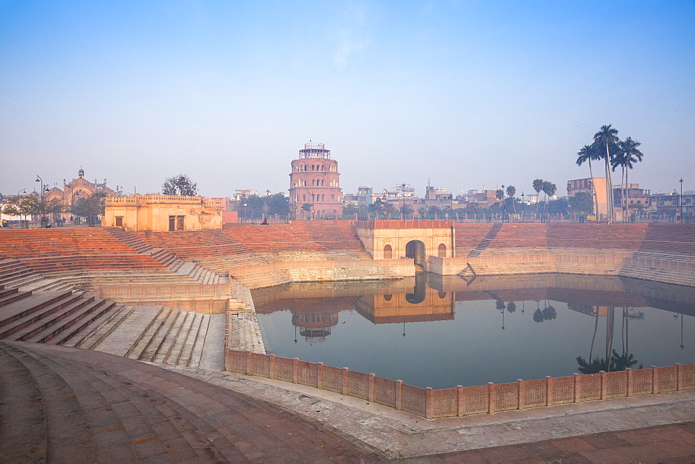 Hussainabad pond and Satkhanda watchtower, Lucknow, Uttar Pradesh, India, Asia