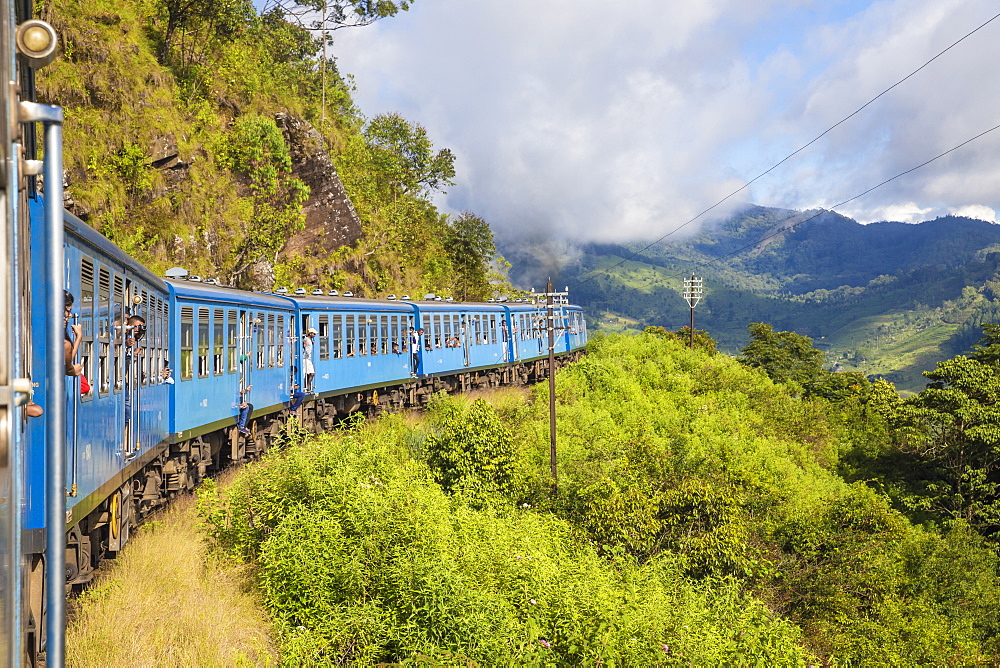 Kandy to Badulla train, Nuwara Eliya, Central Province, Sri Lanka, Asia