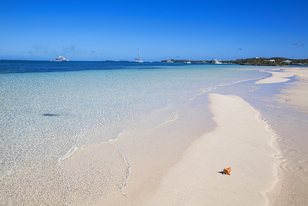 Beach at Treasure Cay, Great Abaco, Abaco Islands, Bahamas, West Indies, Central America