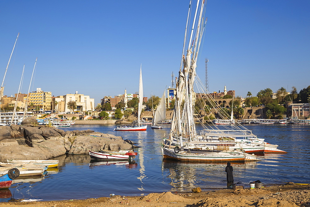 View of The River Nile from the Nubian village on Elephantine Island, Aswan, Upper Egypt, Egypt, North Africa, Africa