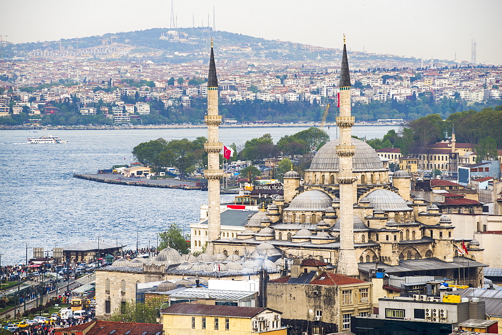 New Mosque (Yeni Cami) with Bosphorus Strait behind, Istanbul, Turkey, Europe