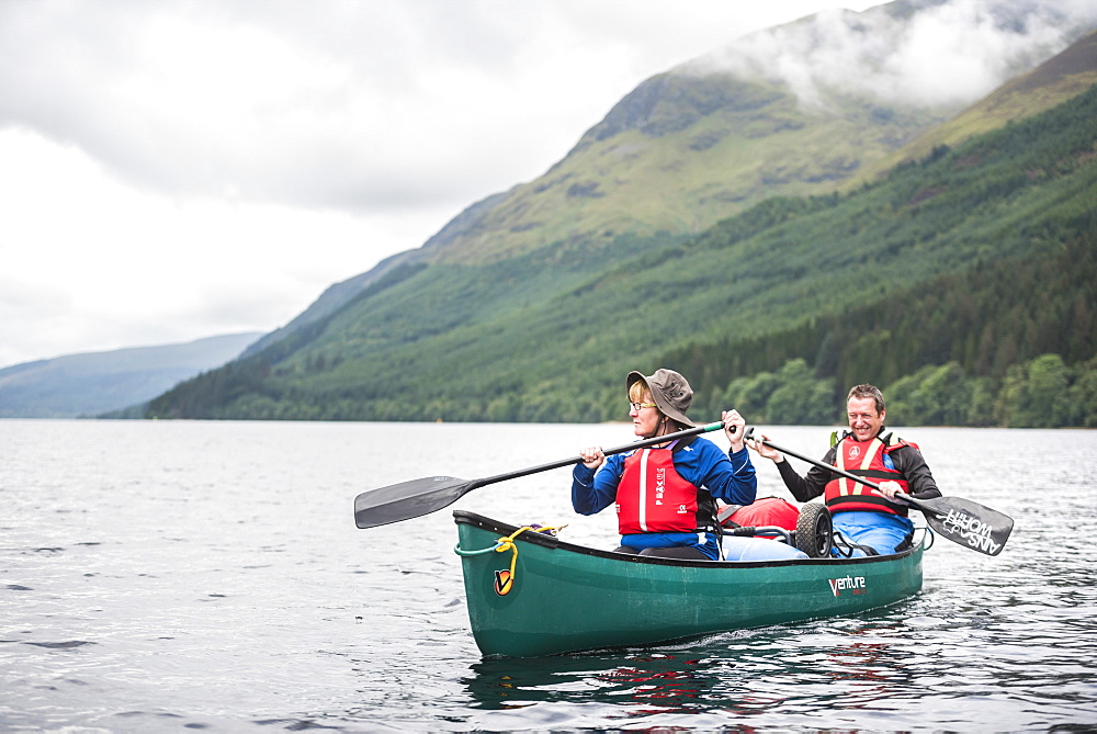 Canoeing Loch Lochy, part of the Caledonian Canal, Fort William, Scottish Highlands, Scotland, United Kingdom, Europe