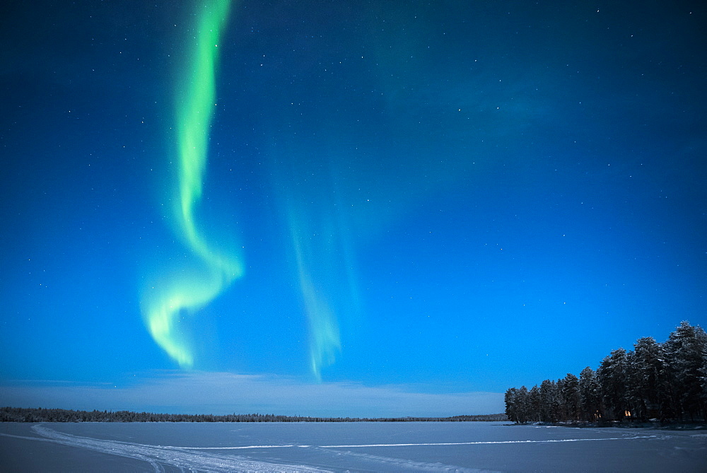 Aurora Borealis (Northern Lights), Pallas-Yllastunturi National Park, Lapland, Finland, Europe