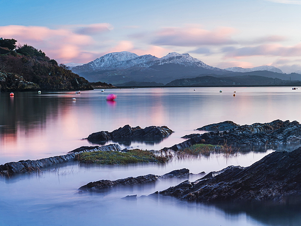 Borth Y Gest Beach at sunrise, Snowdonia National Park, Gwynedd, North Wales, Wales, United Kingdom, Europe