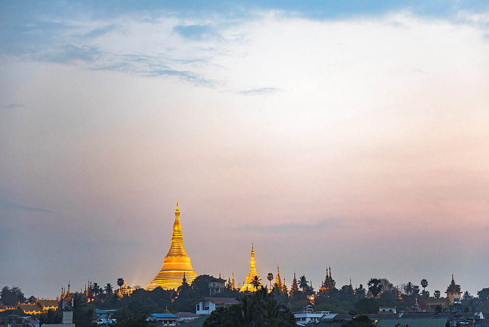 Shwedagon Pagoda at sunset, Yangon (Rangoon), Myanmar (Burma), Asia