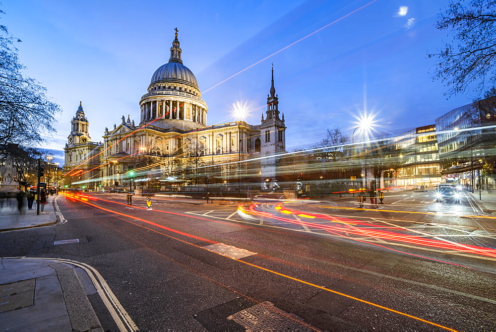 St. Pauls Cathedral at night, City of London, London, England, United Kingdom, Europe