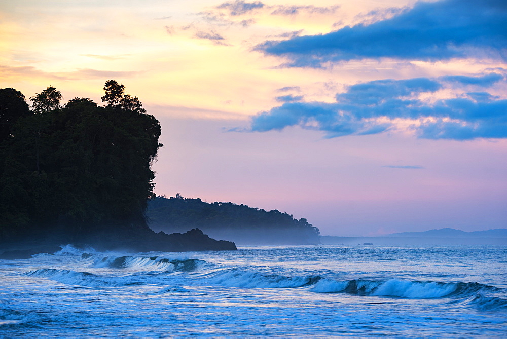 Sunrise at Playa Arco Beach, Uvita, Marino Ballena National Park, Puntarenas Province, Pacific Coast of Costa Rica, Central America