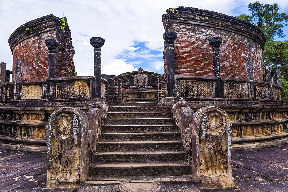 Vatadage (Circular Relic House), Polonnaruwa Quadrangle, UNESCO World Heritage Site, Sri Lanka,Asia