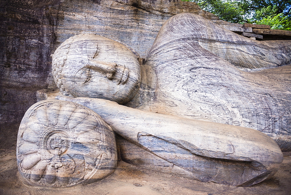 Reclining Buddha in Nirvana at Gal Vihara Rock Temple, Polonnaruwa, UNESCO World Heritage Site, Sri Lanka, Asia