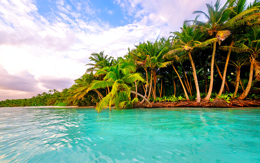 Sunrise, Scout Park Beach, Cocos (Keeling) Islands, Indian Ocean, Asia