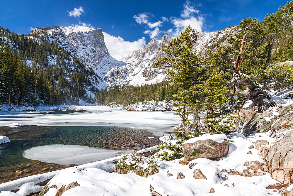 Bear Lake in winter, Rocky Mountain National Park, Colorado, United States of America, North America 