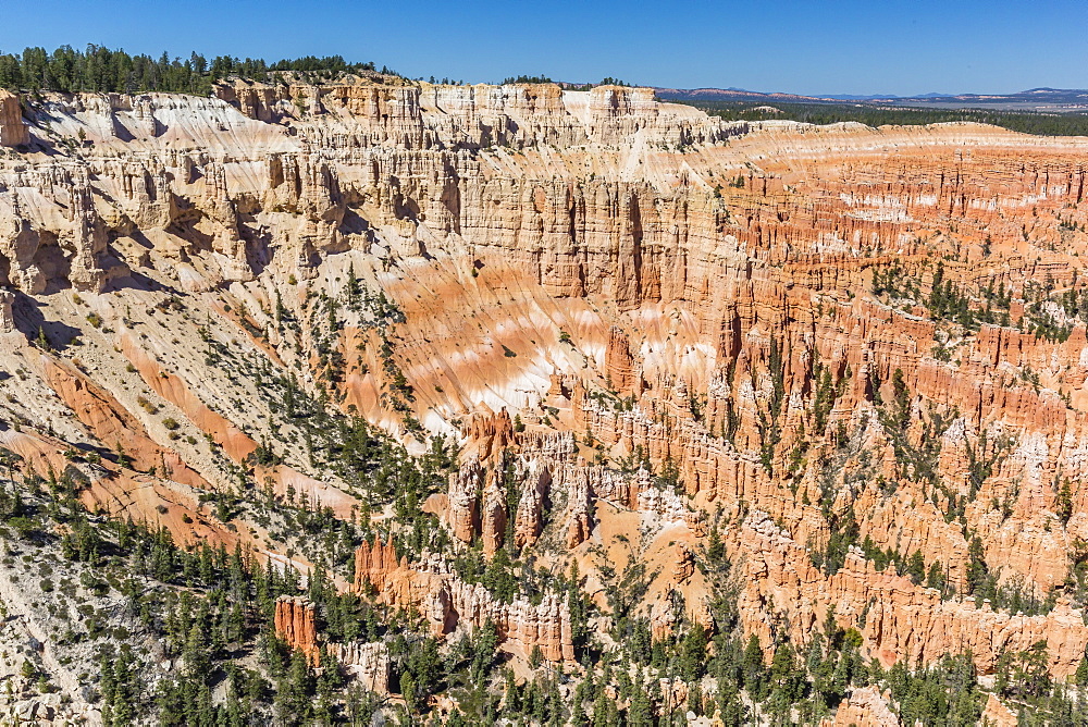 Bryce Canyon Amphitheater from Bryce Point, Bryce Canyon National Park, Utah, United States of America, North America 