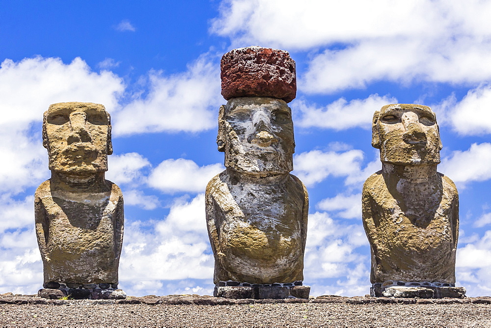 Details of moai at the 15 moai restored ceremonial site of Ahu Tongariki on Easter Island (Isla de Pascua) (Rapa Nui), UNESCO World Heritage Site, Chile, South America