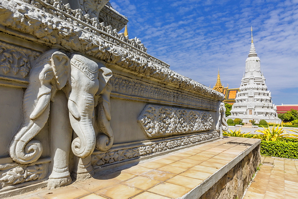 Stupa in the Royal Palace, in the capital city of Phnom Penh, Cambodia, Indochina, Southeast Asia, Asia