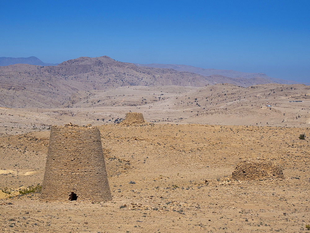 Jabal Hafeet beehive tombs, dating back thousands of years, Sultanate of Oman, Middle East