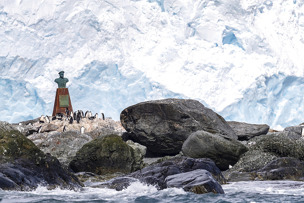 Statue to Piloto Pardo, the Chilean Captain of the Yelcho, which rescued Shackleton's men, Point Wild, Antarctica, Polar Regions