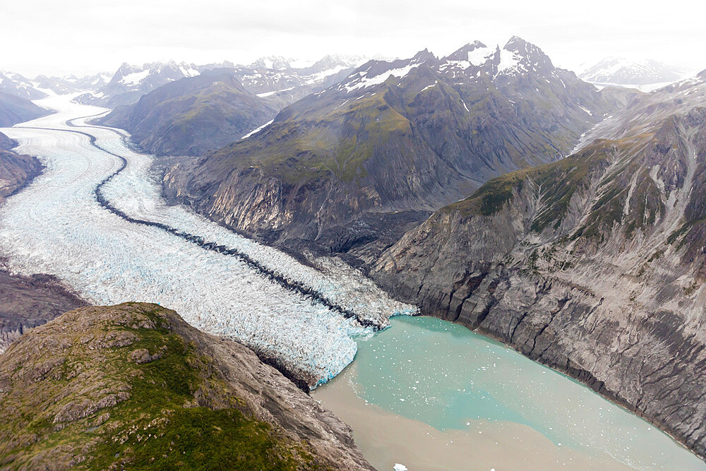 Flight seeing from Haines over the Fair-weather Range in Glacier Bay National Park, Southeast Alaska, USA.