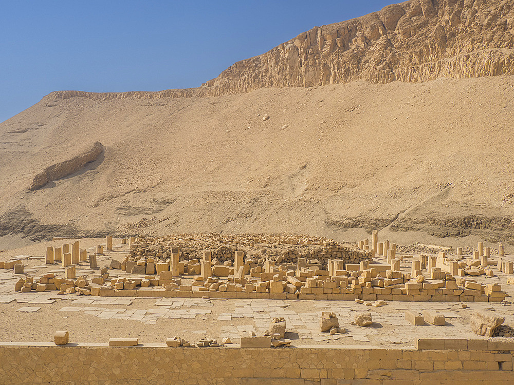 View from the Shrine to Hathor on the upper terrace of the mortuary temple of Hatshepsut in Deir al-Bahri, UNESCO World Heritage Site, Thebes, Egypt, North Africa, Africa