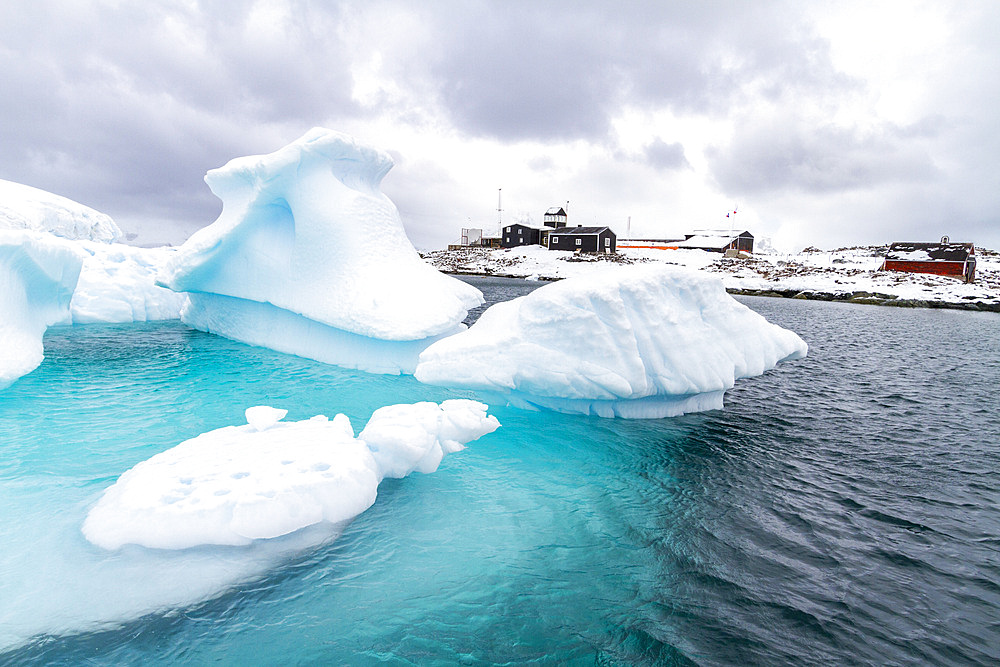 Views of the Chilean inactive research base Gonzalez Videla on Waterboat Point in Paradise Bay, Antarctica, Polar Regions