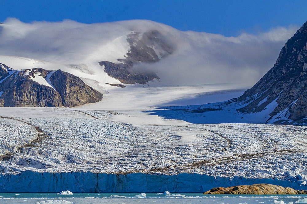 Views of the Monacobreen (Monaco Glacier), in Haakon VII Land on the island of Spitsbergen in Svalbard, Norway, Arctic, Europe