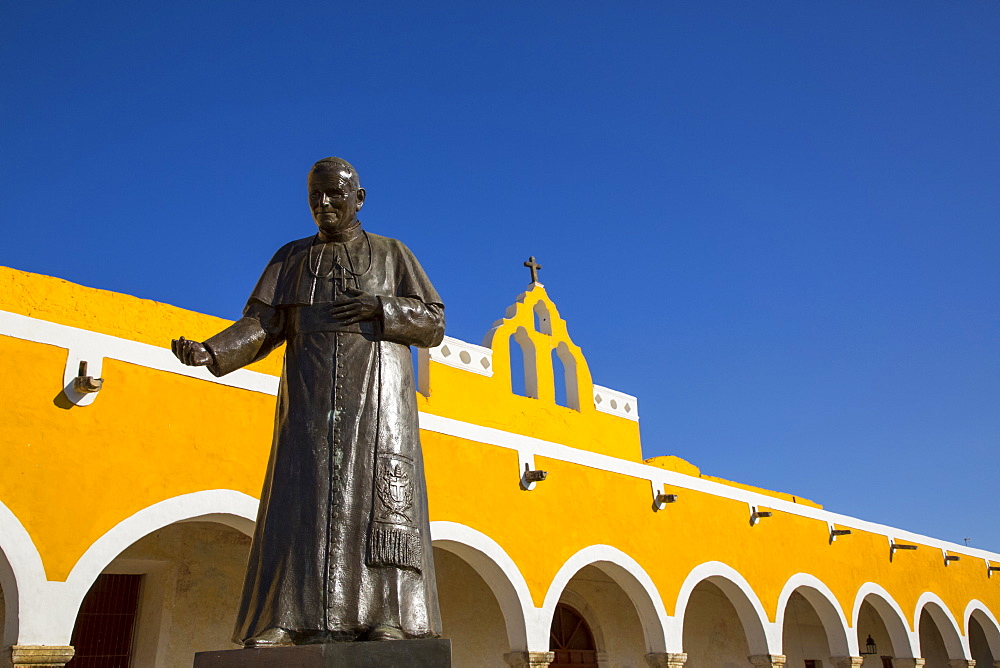 Convent of San Antonio de Padua, completed in 1561, Izamal, Yucatan, Mexico