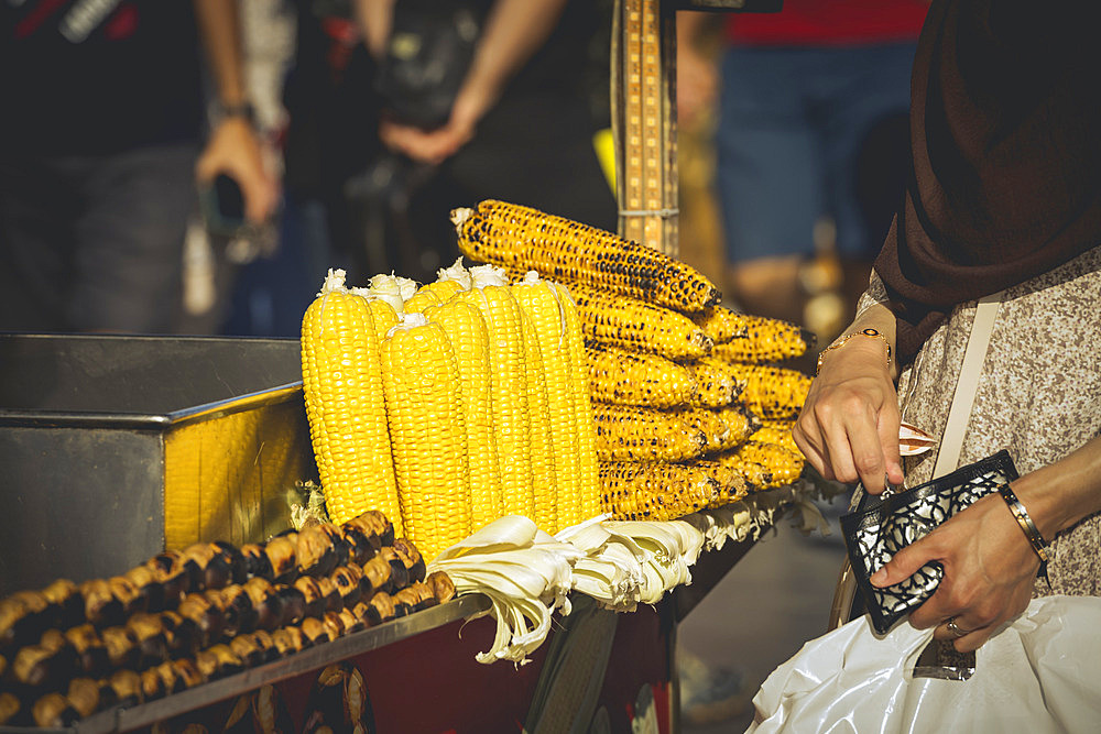 Corn street vendor in Eminonu Square in Eminonu, Istanbul, Turkey, Istanbul, Turkey