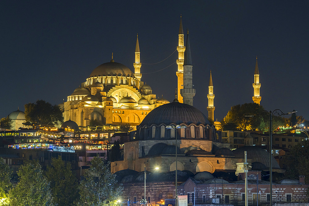 Suleymaniye Mosque illuminated at night, Istanbul, Turkey