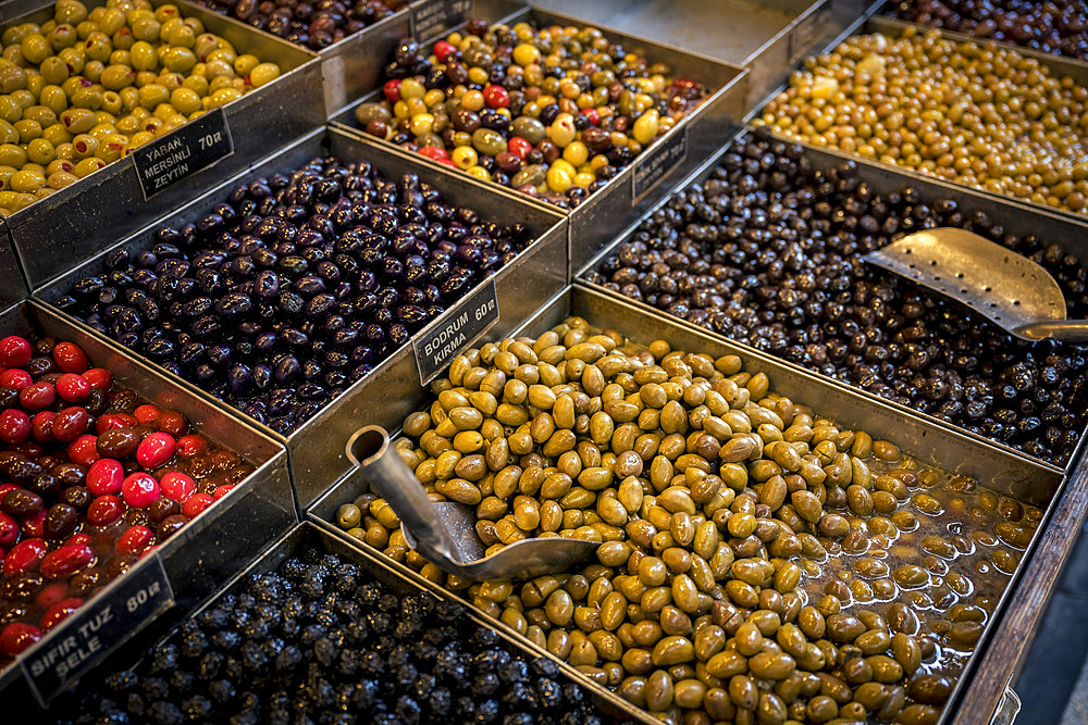 Olives for sale at Kadikoy produce market in Kadikoy, Istanbul, Istanbul, Turkey