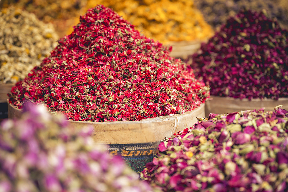 Dried flowers for sale at the Spice Bazaar in Istanbul, Istanbul, Turkey