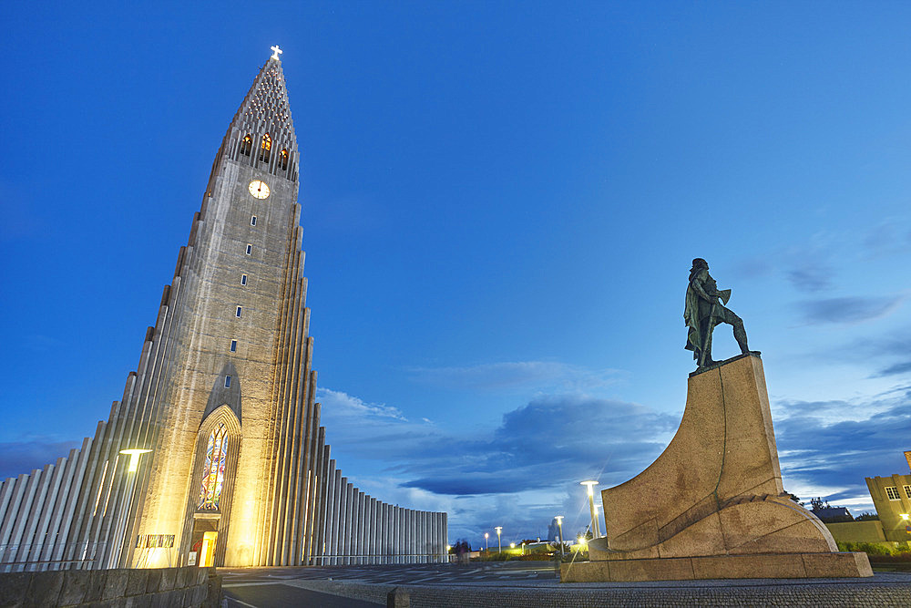 Hallgrimskirkja Church at dusk, Reykjavik, Iceland