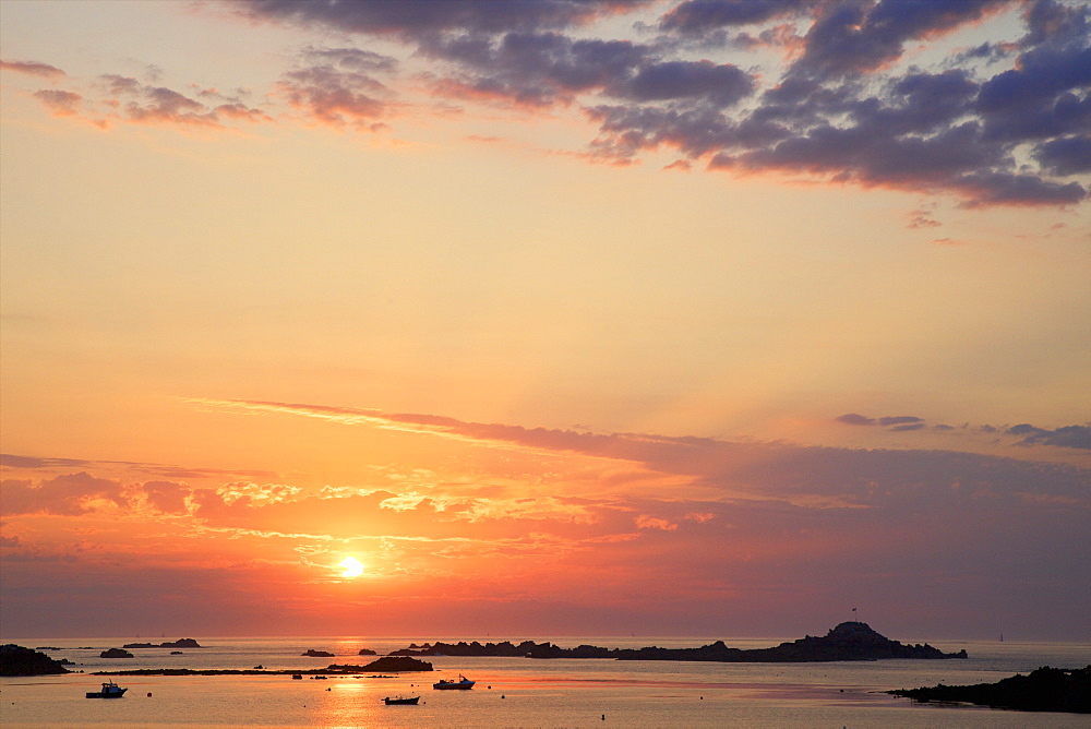 Sunset at Cobo Bay, Guernsey, Channel Islands, United Kingdom, Europe