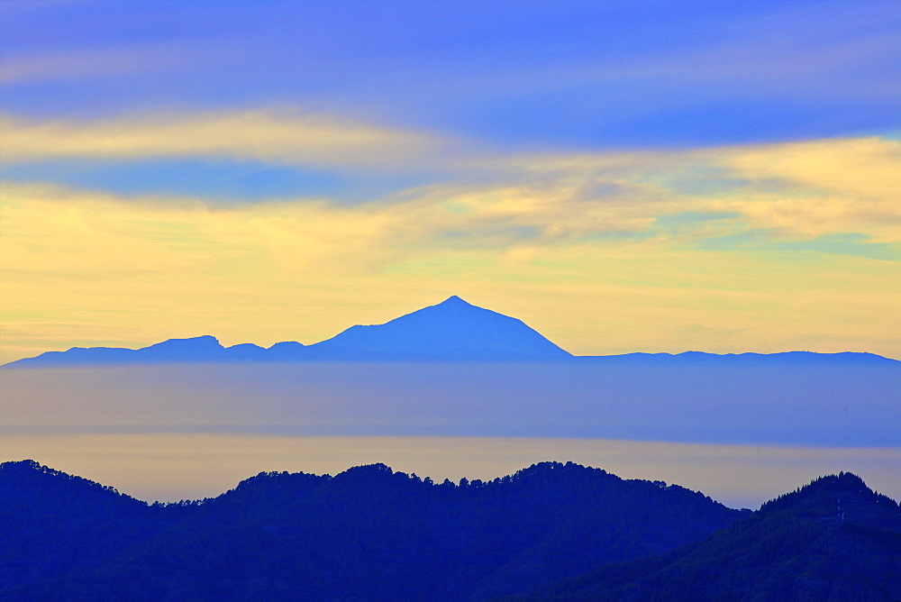 View of Tenerife from Gran Canaria, Gran Canaria, Canary Islands, Spain, Atlantic Ocean, Europe