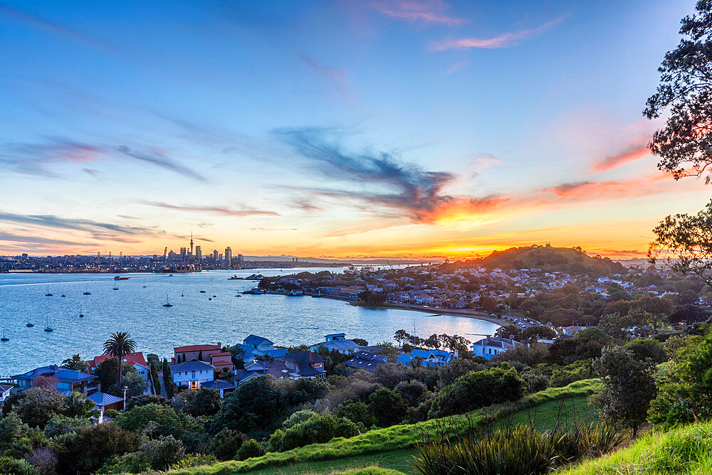 Auckland Skyline at dusk, Auckland, North Island, New Zealand, Pacific