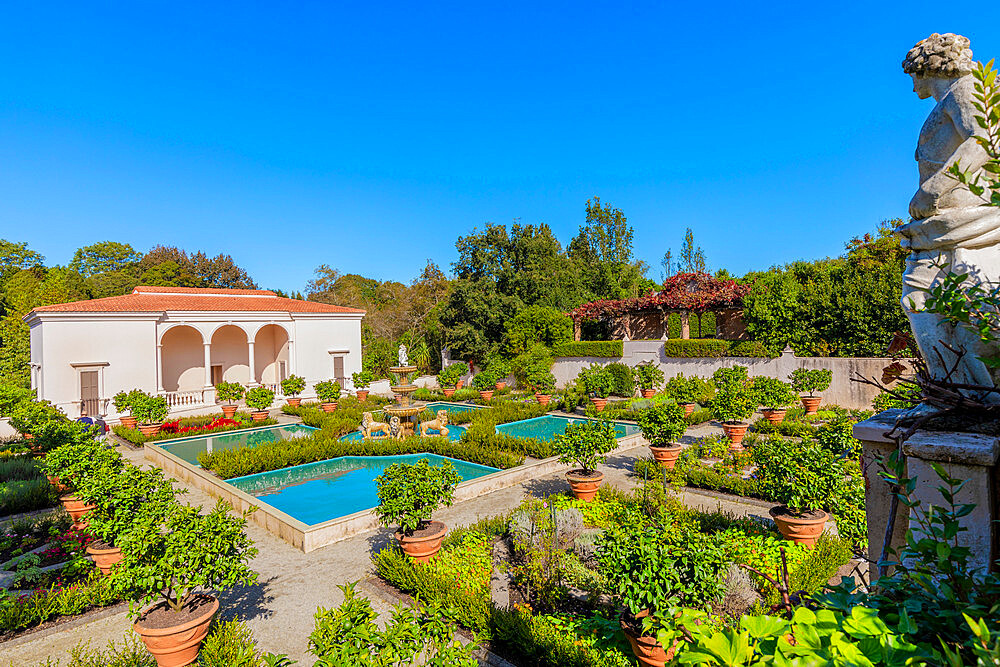 The Italian Renaissance Garden, Hamilton Gardens, Hamilton, North Island, New Zealand, Pacific