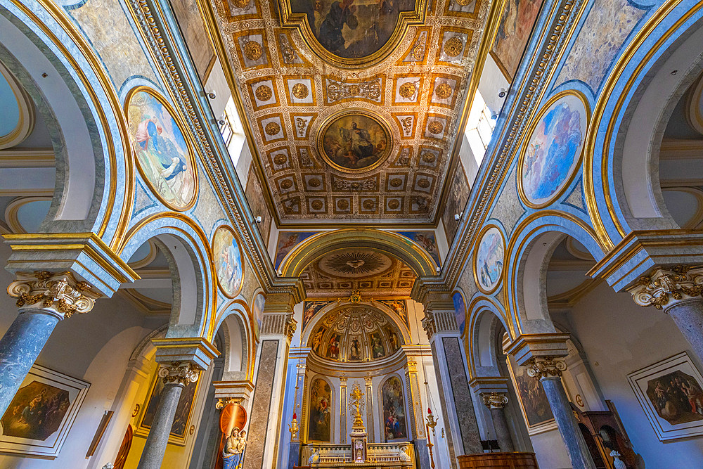 The Interior and Altar of the Basilica di Sant'Antonino, Piazza Sant'Antonino, Sorrento, Campania, Italy, Europe