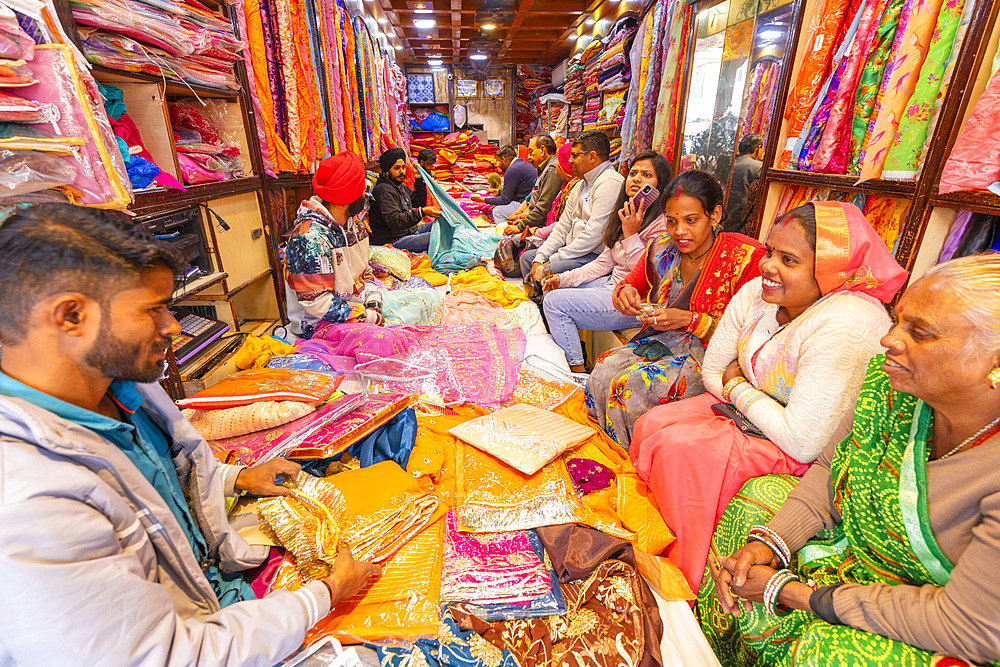 Silk Market, Jaipur, Rajasthan, India, South Asia, Asia