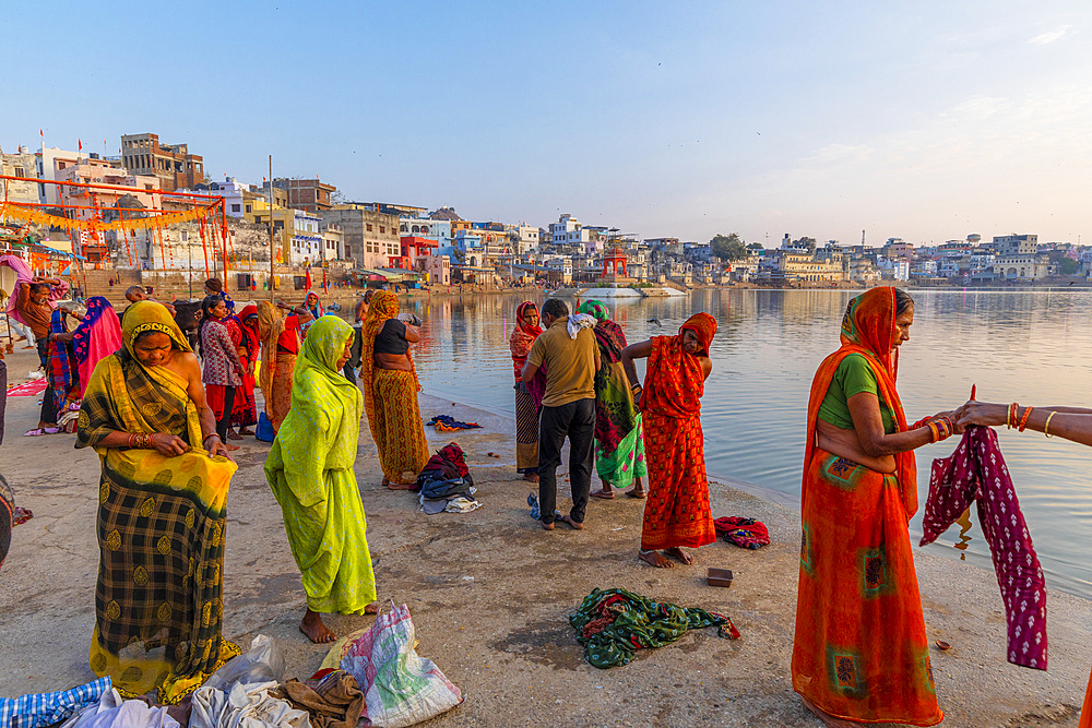 Pilgrims at Pushkar Lake at sunrise, Pushkar, Rajasthan, India, South Asia, Asia