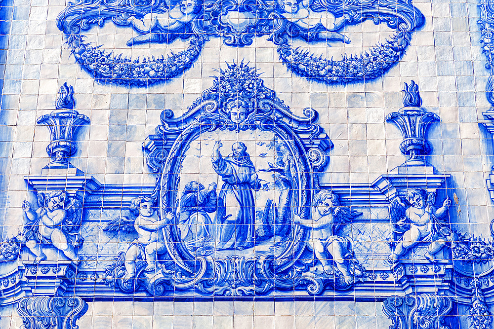 Blue tiles (Azulejos) on exterior of Chapel of Santa Catarina (Chapel of Souls), UNESCO World Heritage Site, Porto, Norte, Portugal, Europe