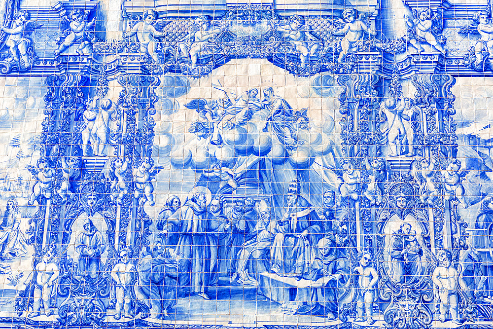 Blue tiles (Azulejos) on exterior of Chapel of Santa Catarina (Chapel of Souls), UNESCO World Heritage Site, Porto, Norte, Portugal, Europe