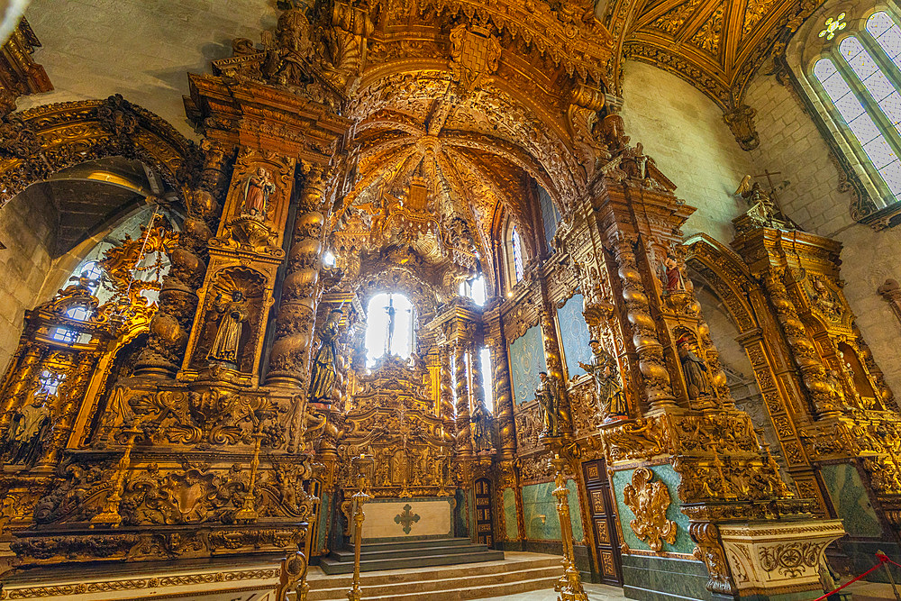 Altar of Church of St. Francis, UNESCO World Heritage Site, Porto, Norte, Portugal, Europe