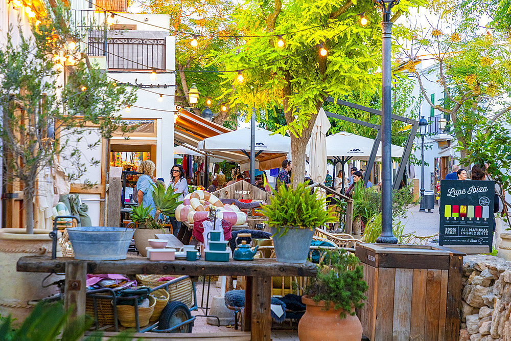 Shopping at Santa Gertrudis de Fruitera, Ibiza, Balearic Islands, Spain, Mediterranean, Europe