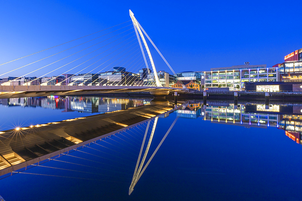 Samuel Beckett Bridge at Dawn, Dublin, Republic of Ireland, Europe